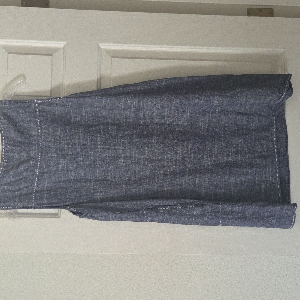 Max Studio Sleeveless Chambray Midi Dress With White Stitching - Size LARGE - Picture 5 of 6